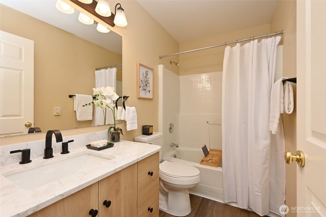 2001 120th Place SE #7-101, Everett, WA 98208