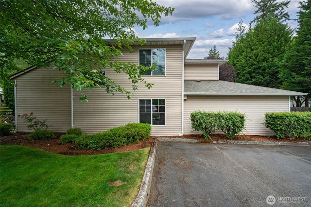 2001 120th Place SE #7-101, Everett, WA 98208