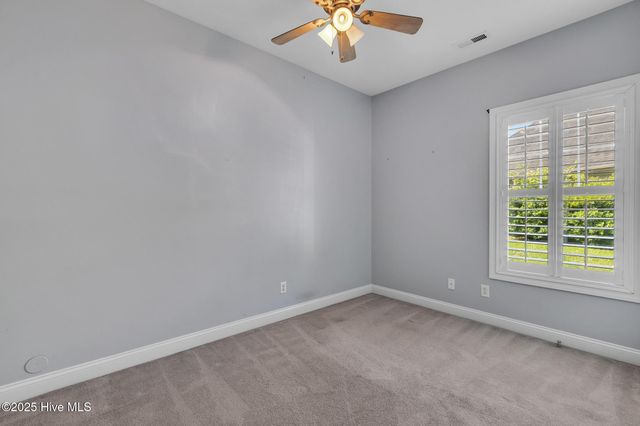 223 Silver Creek Loop, Sneads Ferry, NC 28460