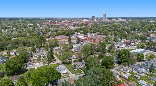 1302 Huestis Avenue, Fort Wayne, IN 46807