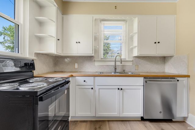 1302 Huestis Avenue, Fort Wayne, IN 46807