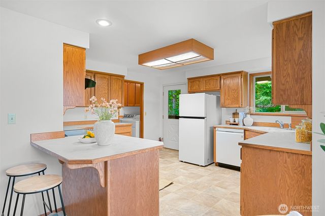 5028 Aldrich Road, Bellingham, WA 98226