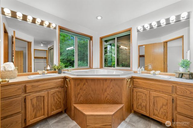5028 Aldrich Road, Bellingham, WA 98226
