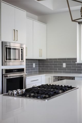 5006 Pecan Springs RD 3, Austin, TX 78723