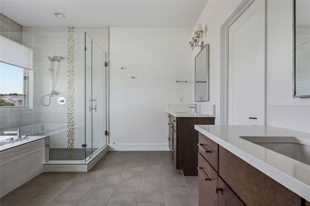 5006 Pecan Springs RD 3, Austin, TX 78723