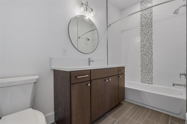 5006 Pecan Springs RD 3, Austin, TX 78723