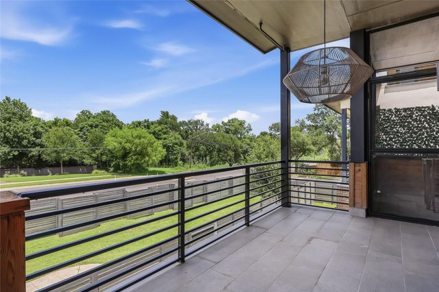 5006 Pecan Springs RD 3, Austin, TX 78723