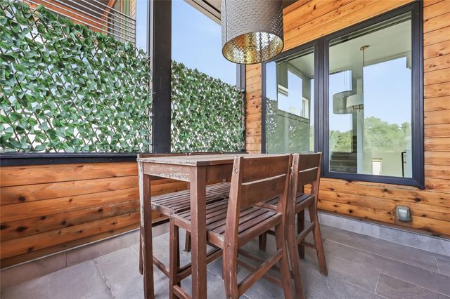 5006 Pecan Springs RD 3, Austin, TX 78723