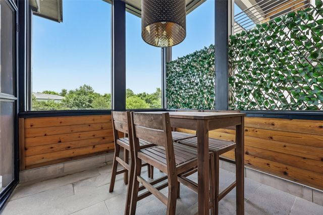 5006 Pecan Springs RD 3, Austin, TX 78723