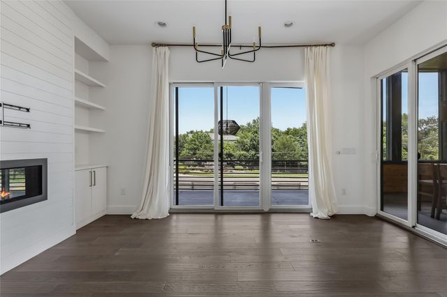 5006 Pecan Springs RD 3, Austin, TX 78723