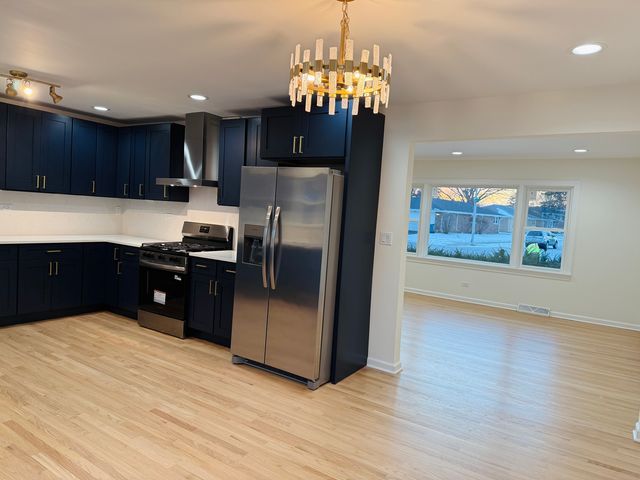 960 E 167th Street, South Holland, IL 60473