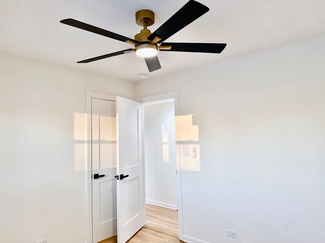 960 E 167th Street, South Holland, IL 60473