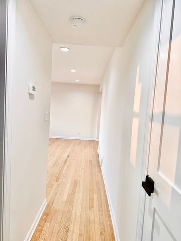 960 E 167th Street, South Holland, IL 60473