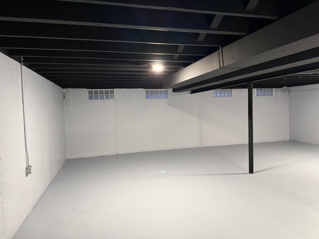 960 E 167th Street, South Holland, IL 60473