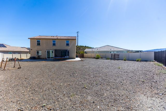 41302 Vintner, Lake Elsinore, CA 92532