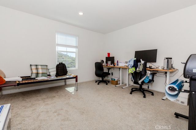 41302 Vintner, Lake Elsinore, CA 92532