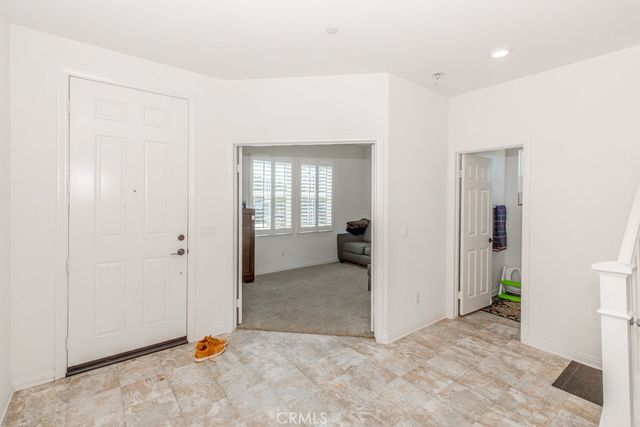 41302 Vintner, Lake Elsinore, CA 92532