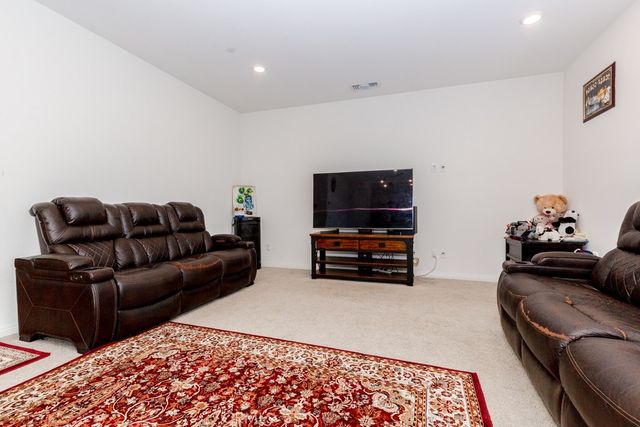 41302 Vintner, Lake Elsinore, CA 92532