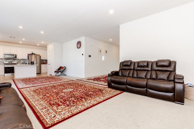 41302 Vintner, Lake Elsinore, CA 92532