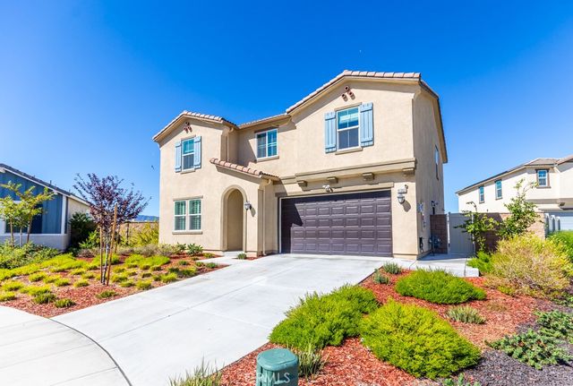 41302 Vintner, Lake Elsinore, CA 92532