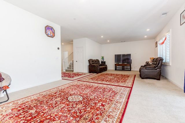 41302 Vintner, Lake Elsinore, CA 92532