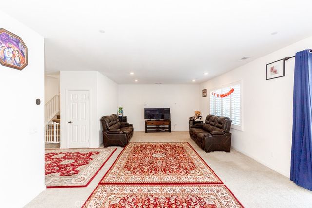 41302 Vintner, Lake Elsinore, CA 92532