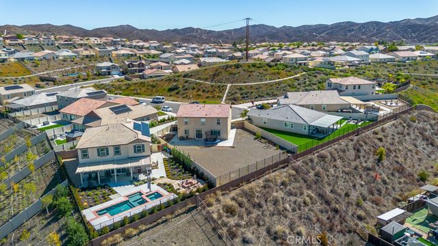 41302 Vintner, Lake Elsinore, CA 92532