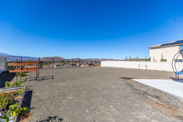 41302 Vintner, Lake Elsinore, CA 92532