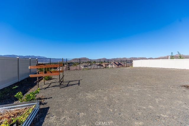 41302 Vintner, Lake Elsinore, CA 92532