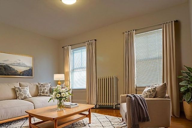 141 Brown St 2F, Waltham, MA 02453