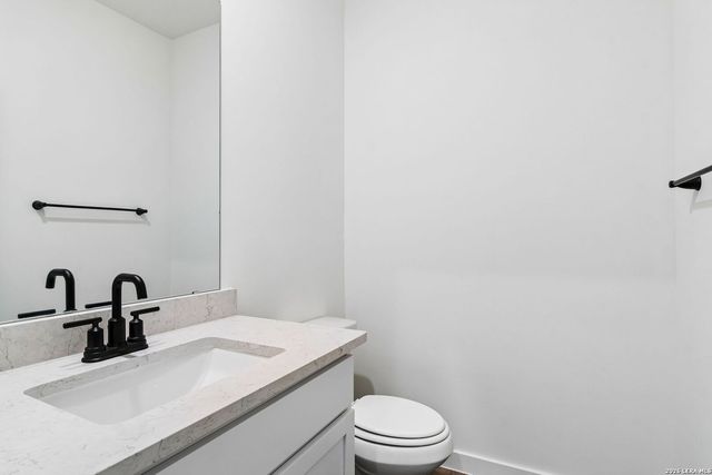 16559 Rosemary Rdg, Elmendorf, TX 78112