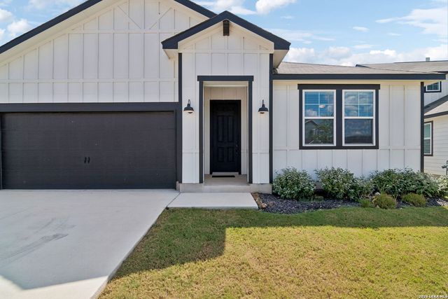 16559 Rosemary Rdg, Elmendorf, TX 78112