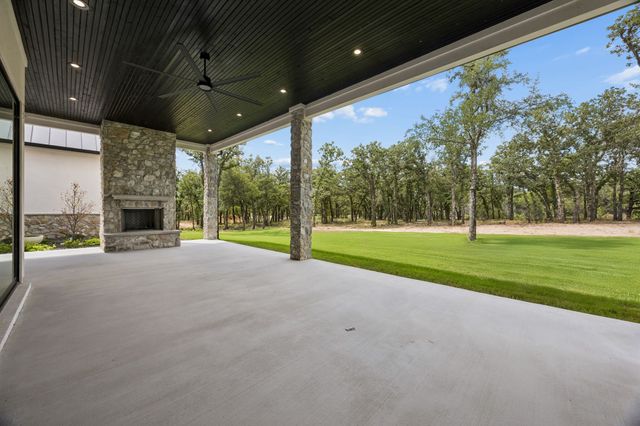 1024 Genoa Drive, Weatherford, TX 76087