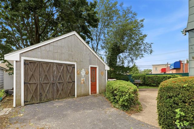 190 Madison Avenue, Oceanside, NY 11572