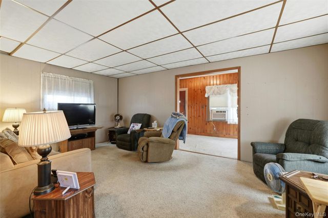 190 Madison Avenue, Oceanside, NY 11572