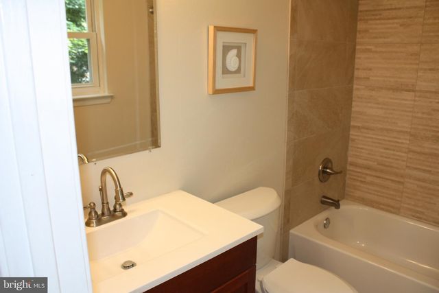 60 PROVIDENCE AVE, Doylestown, PA 18901
