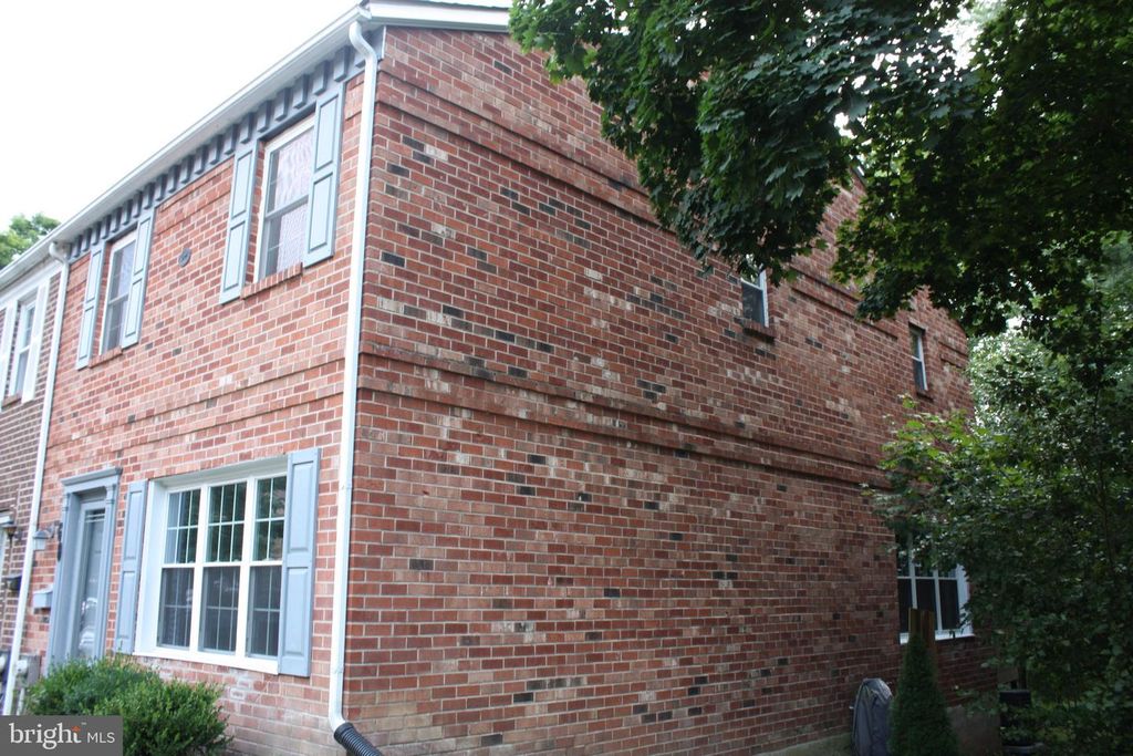 60 PROVIDENCE AVE, Doylestown, PA 18901