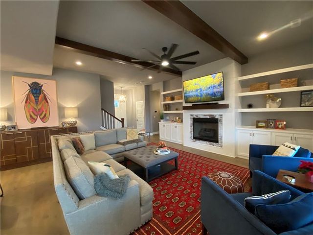 300 Waterfall Lane, Elm Springs, AR 72762