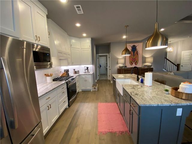 300 Waterfall Lane, Elm Springs, AR 72762