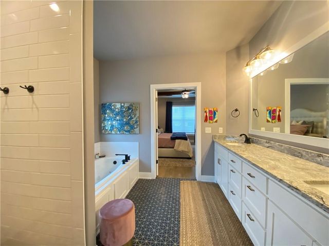 300 Waterfall Lane, Elm Springs, AR 72762