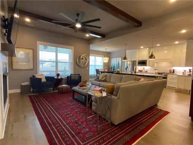 300 Waterfall Lane, Elm Springs, AR 72762