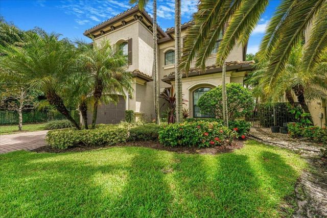 16794 Bridge Crossing Circle, Delray Beach, FL 33446