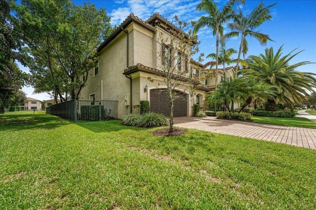 16794 Bridge Crossing Circle, Delray Beach, FL 33446