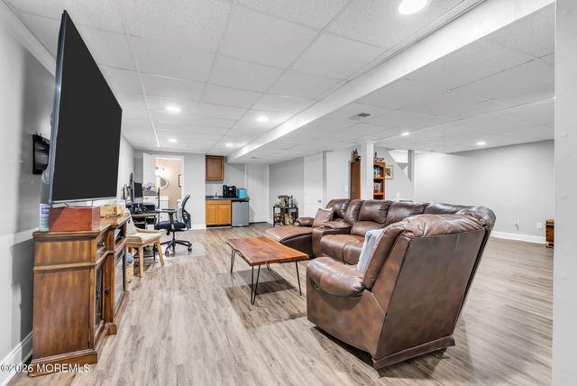 108 Lilac Drive, Toms River, NJ 08753