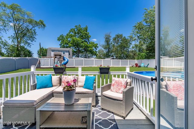108 Lilac Drive, Toms River, NJ 08753