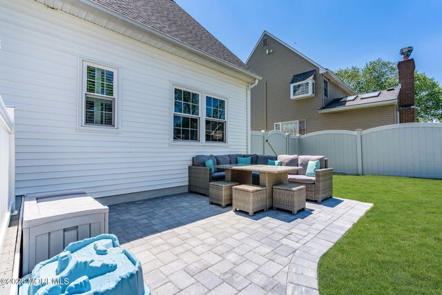 108 Lilac Drive, Toms River, NJ 08753