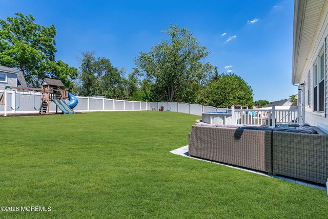 108 Lilac Drive, Toms River, NJ 08753