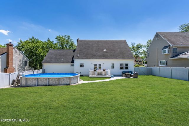 108 Lilac Drive, Toms River, NJ 08753
