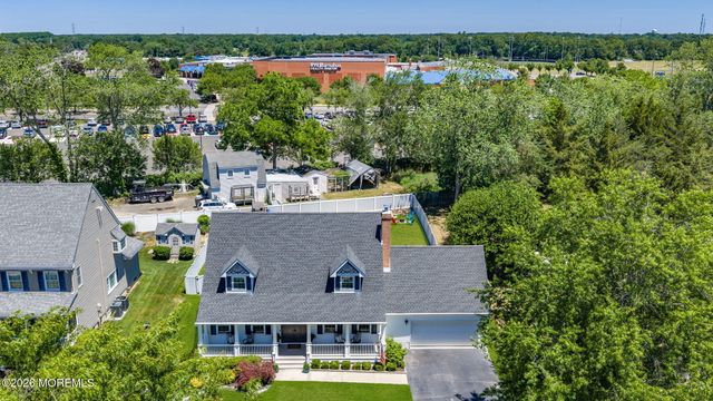 108 Lilac Drive, Toms River, NJ 08753