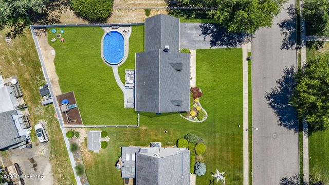 108 Lilac Drive, Toms River, NJ 08753